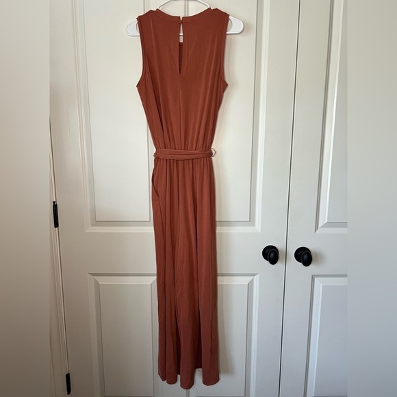 Banana Republic Sleeveless Jumpsuit with Wide-Leg Silhouette - Picture 7 of 11